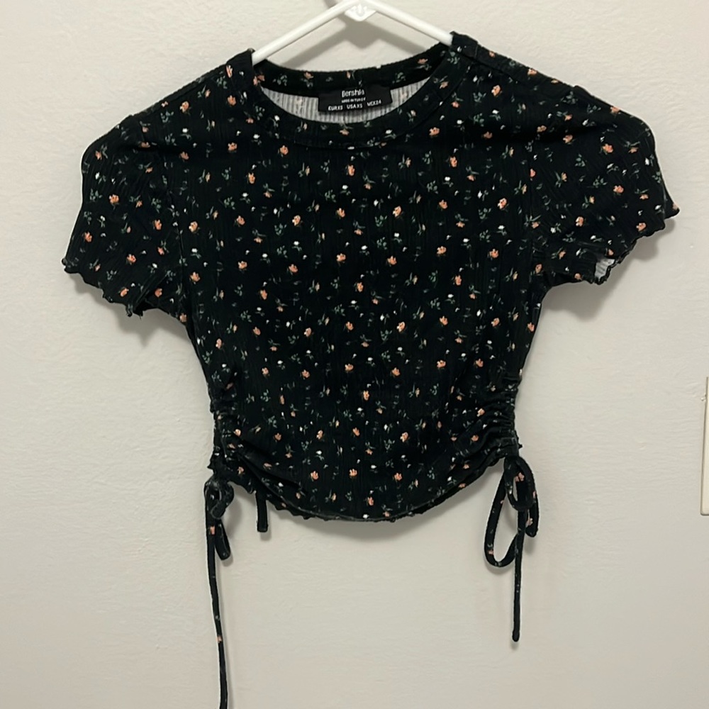 Crop top with cut-outs